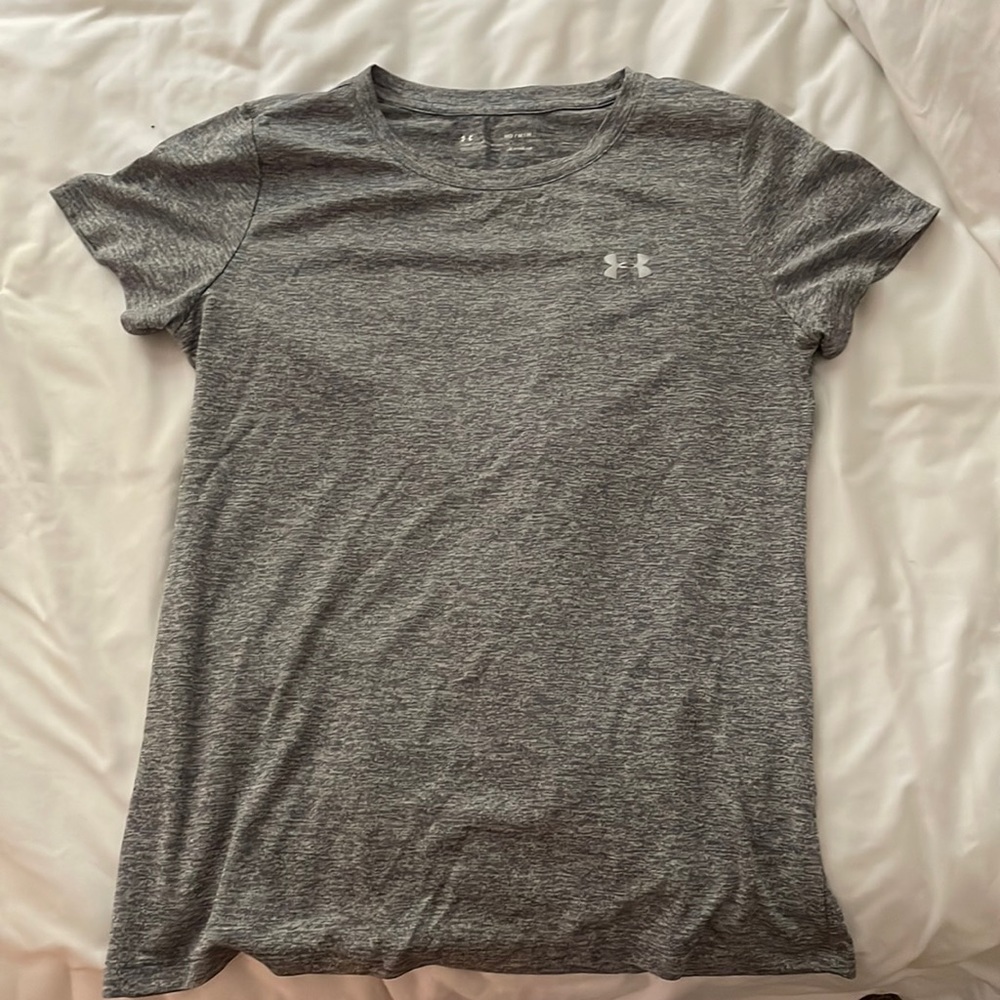 Under armour t-shirt